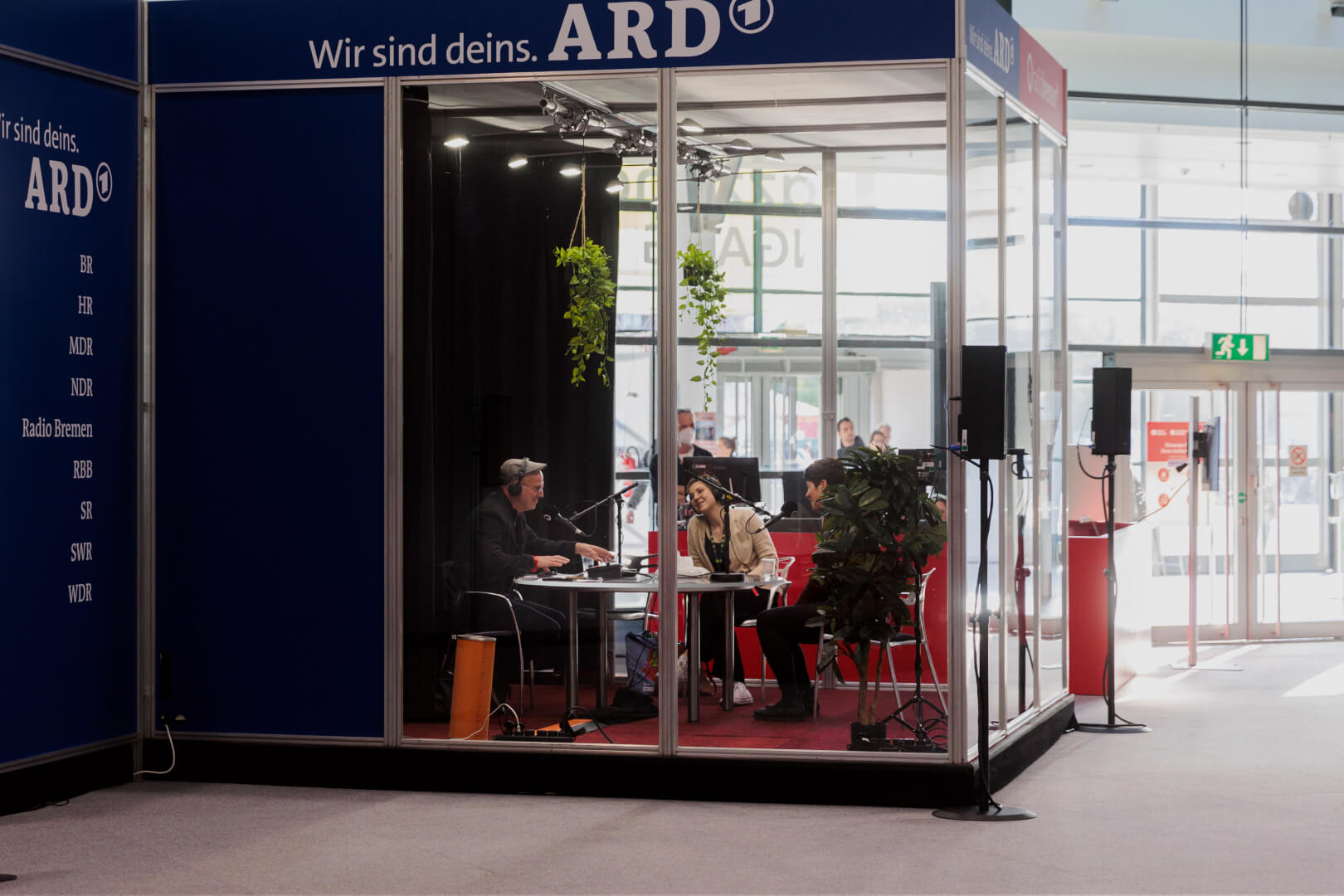 Bremen zwei Studio auf einer Fachmesse in Halle 7