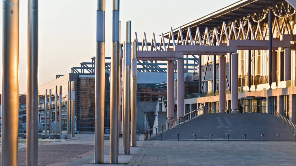 Congress Centrum Bremen im Abendlicht