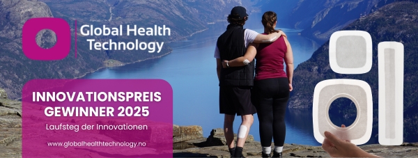 Zwei Personen stehen Arm in Arm auf einem Berg mit Blick auf einen See und Berge. Der Text lautet: Globale Gesundheitstechnologie. Innovationspreis Gewinner 2025. Laufsteg der Innovationen. Logo und Webadresse sind ebenfalls abgebildet.